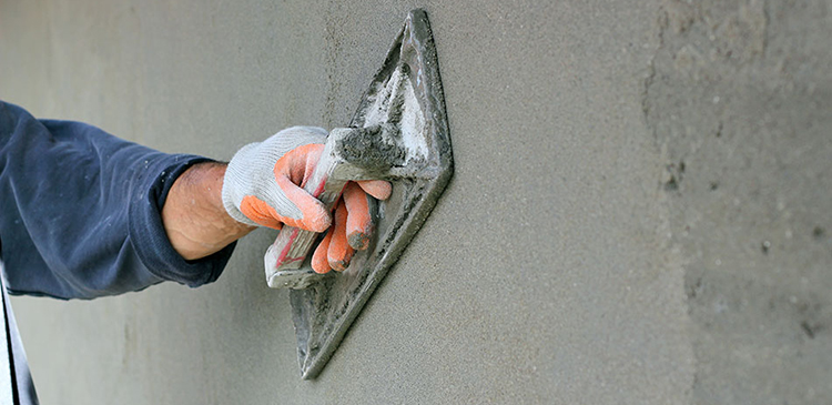 Jak nakładać tynk mozaikowy? Przewodnik krok po kroku