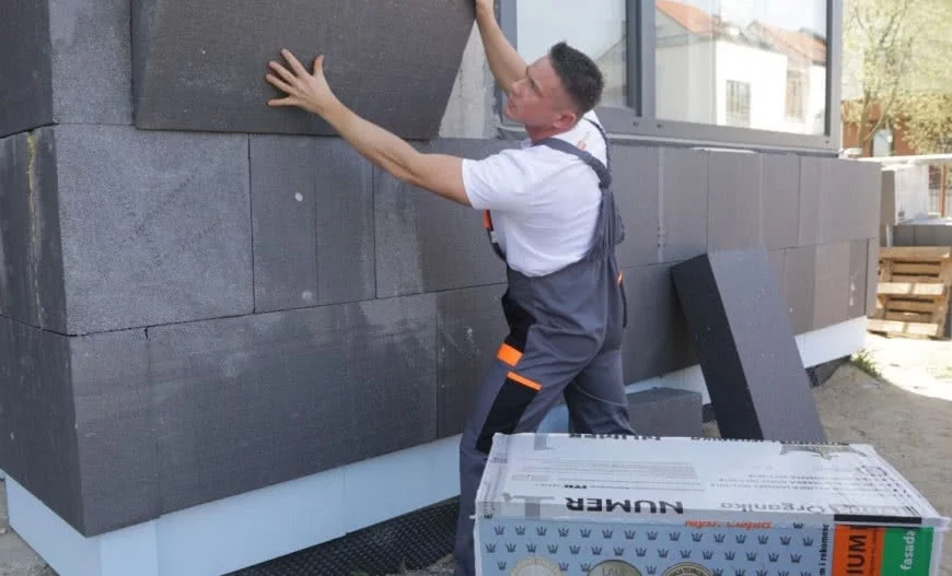 Jak ocieplić dom? Poradnik, metody i koszty termomodernizacji