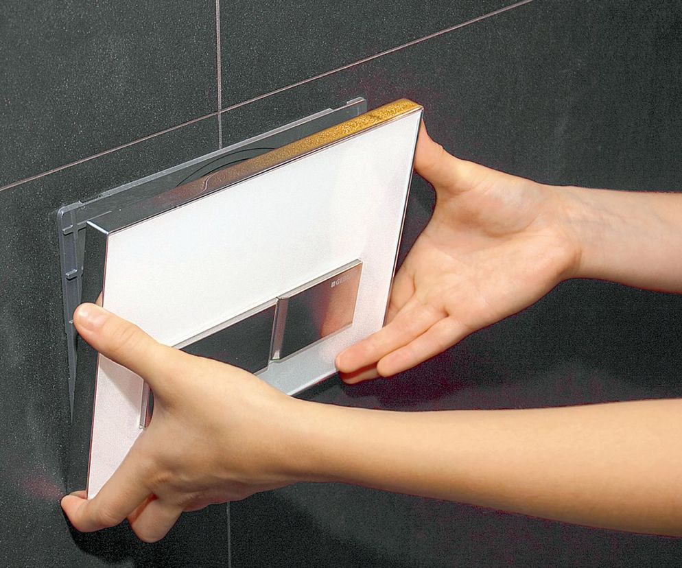 Jak otworzyć spłuczkę podtynkową? Poradnik krok po kroku